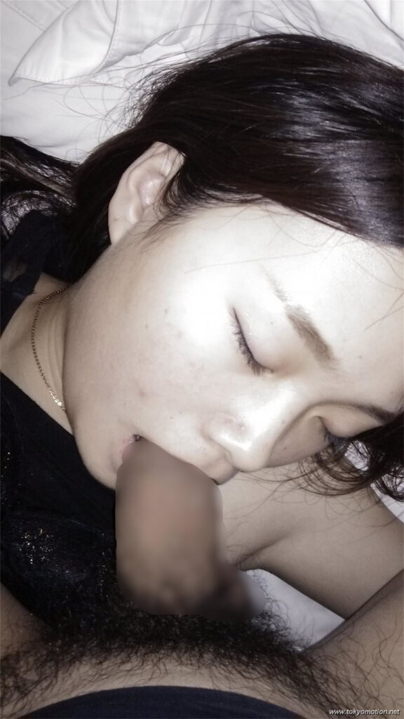 泥酔している素人娘を持ち帰ってこっそり中出しｗ【エロ画像】（5）