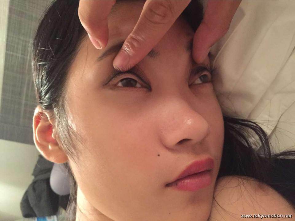 睡眠薬を飲まされて爆睡してる素人にHなイタズラｗ【エロ画像】（5）