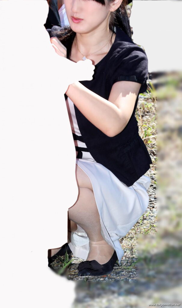 素人のパンチラエロ画像20230623070058