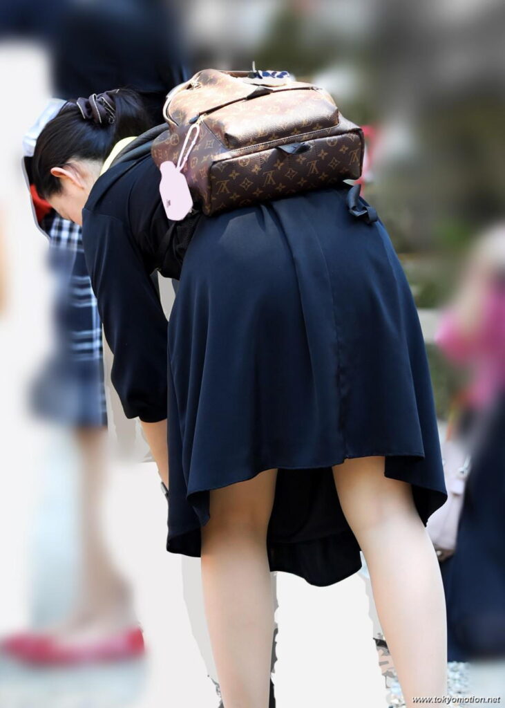 素人のパンチラエロ画像20230623070106
