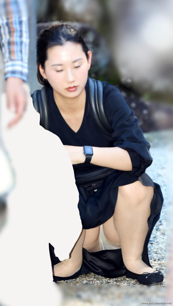 素人のパンチラエロ画像20230623070141