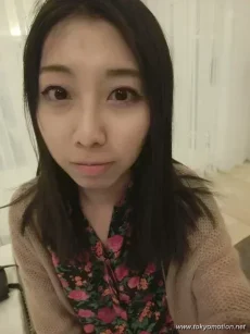 幸薄素人の自撮りオナニーエロ画像