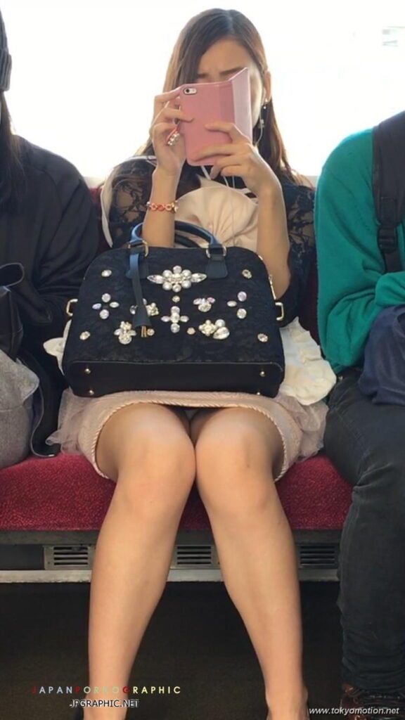 ガチ素人のめちゃシコなパンチラ画像集（47）