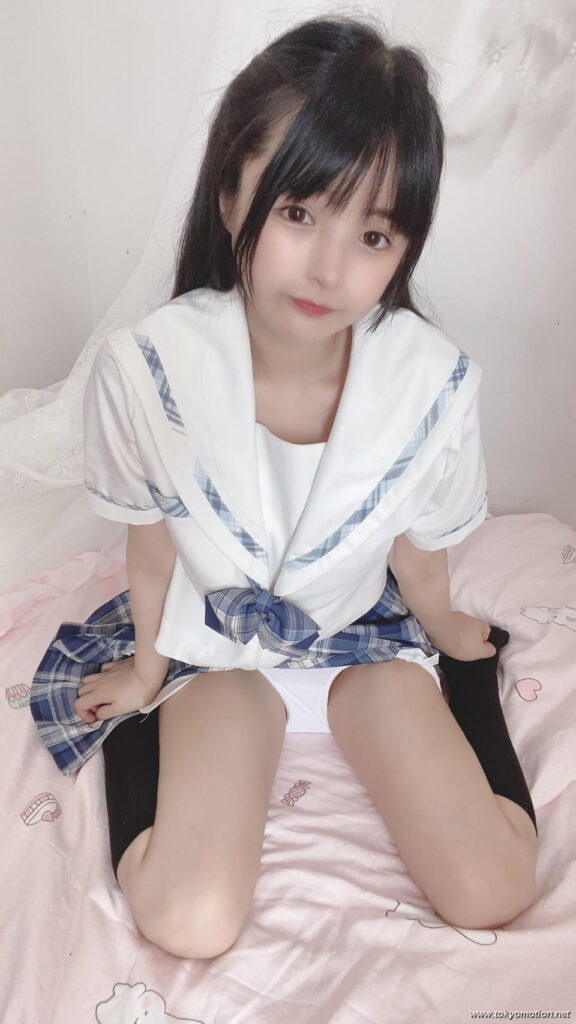 赤ちゃんみたいな中国人コスプレイヤーが可愛すぎるｗ【エロ画像】（14）