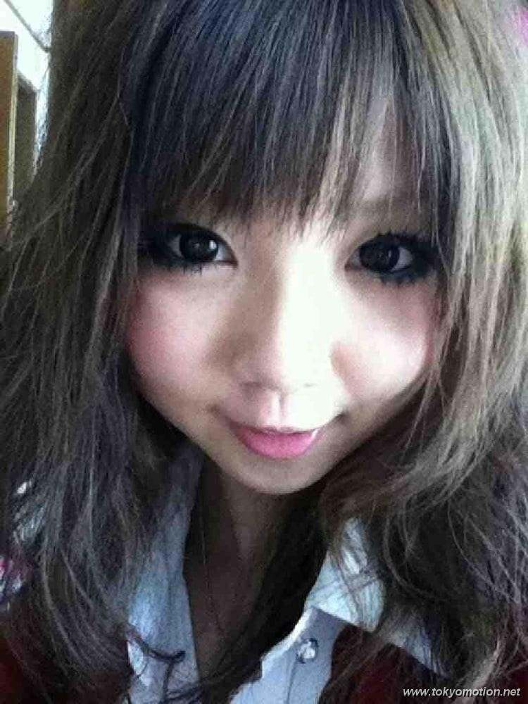 可愛い系素人娘の自撮りエロ画像（4）
