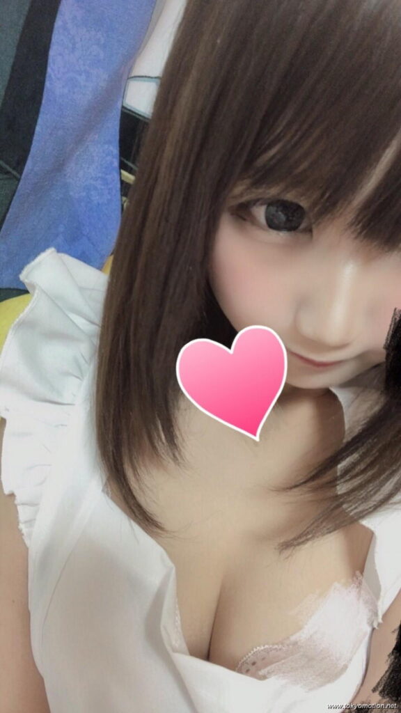 地雷系素人ななぴちゃんの自撮りエロ画像（4）