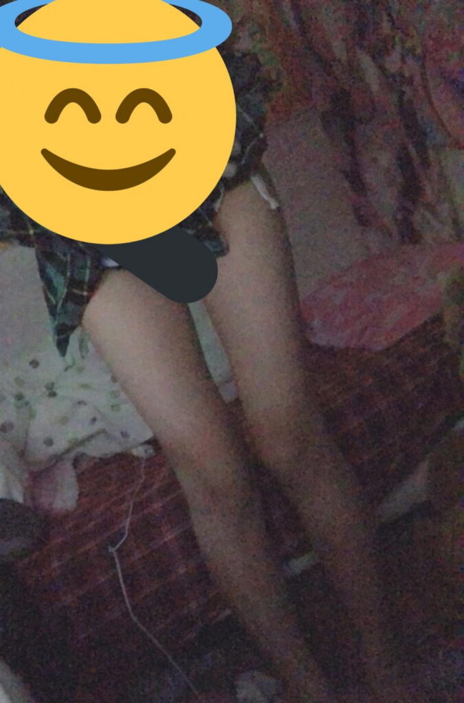 地雷系素人ななぴちゃんの自撮りエロ画像（35）