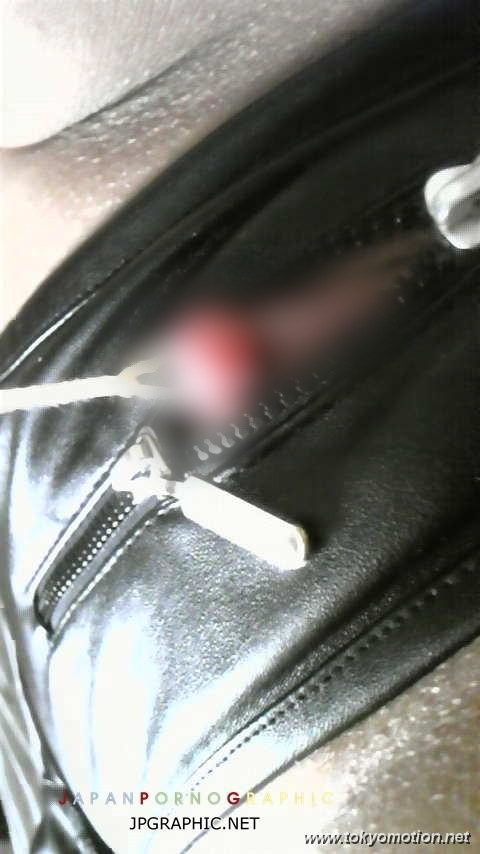 素人のクリトリスを紐で縛って肥大させる【エロ画像】（12）