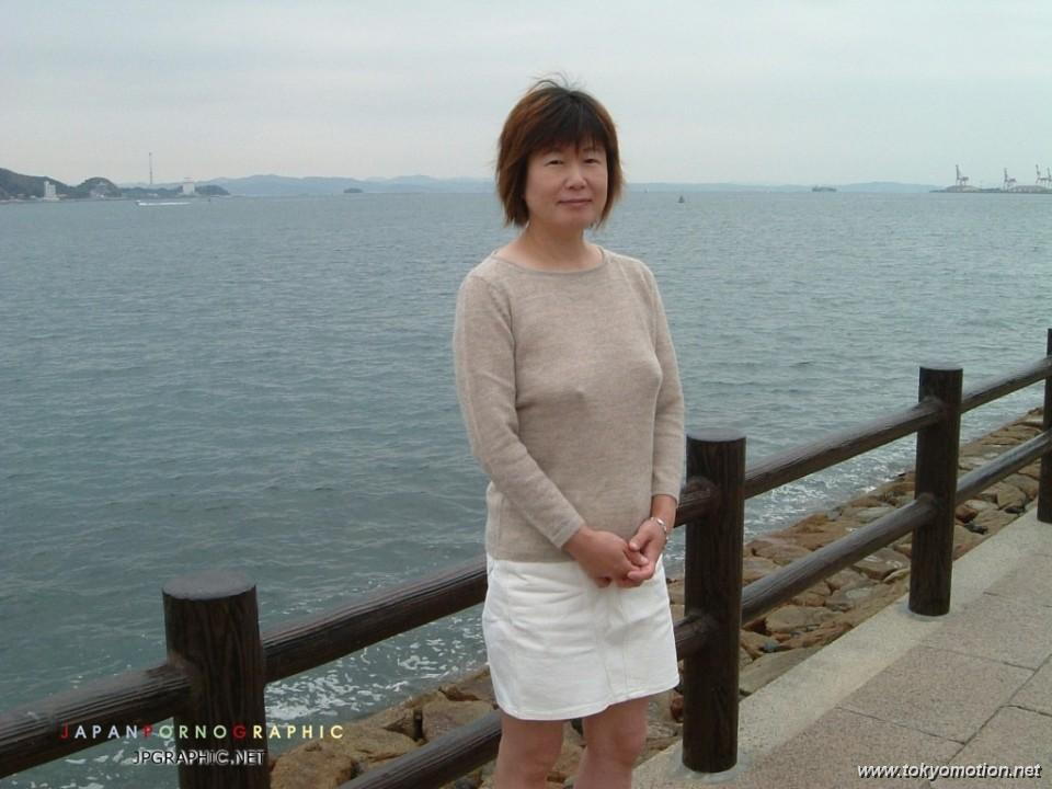素人の過激な野外露出エロ画像まとめ（68）