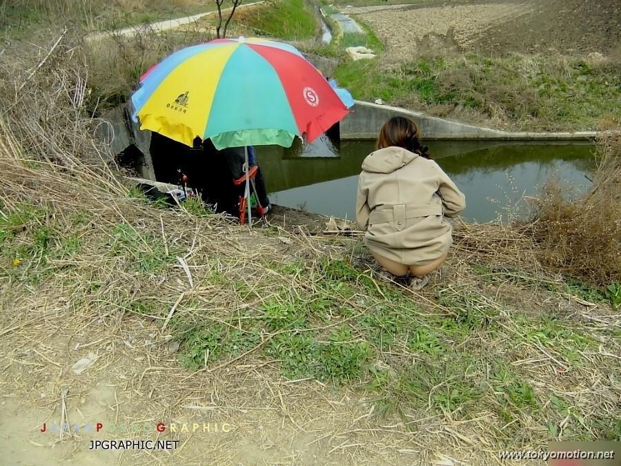 素人の過激な野外露出エロ画像まとめ（92）