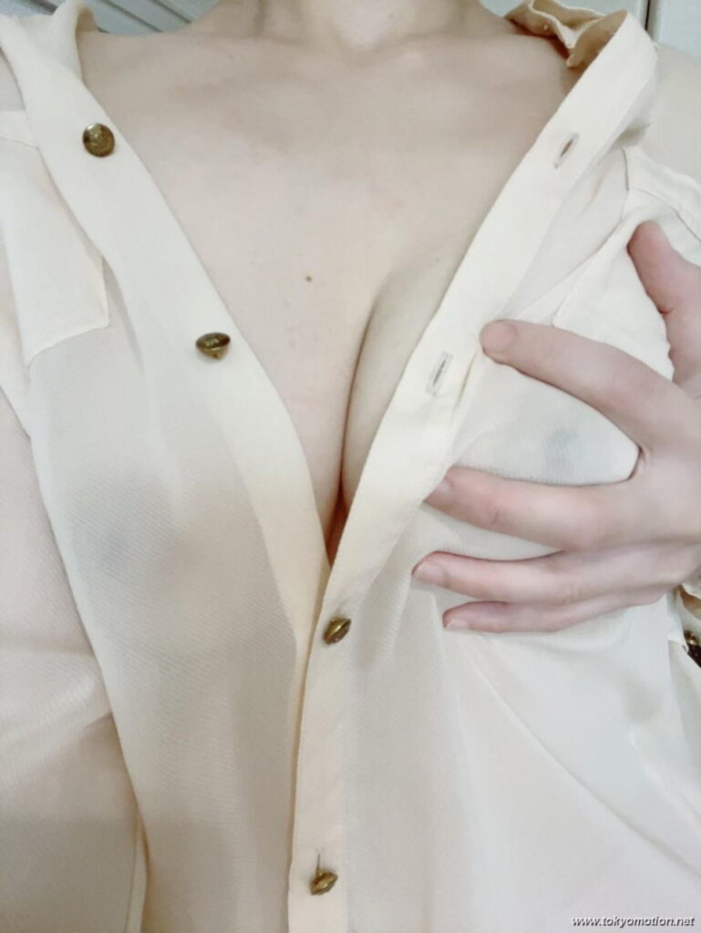素人妻の自撮りエロ画像20230711085101