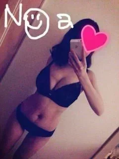 素人Noaちゃんの爆乳おっぱいと母乳【エロ画像】 0