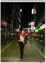 韓国素人の野外露出エロ画像