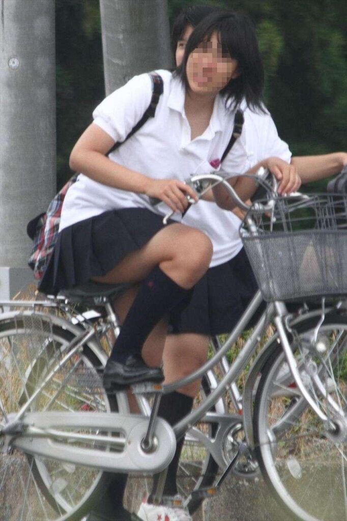 【素人】サドルにまたがる女子高生がエロすぎるｗ【エロ画像】（41）