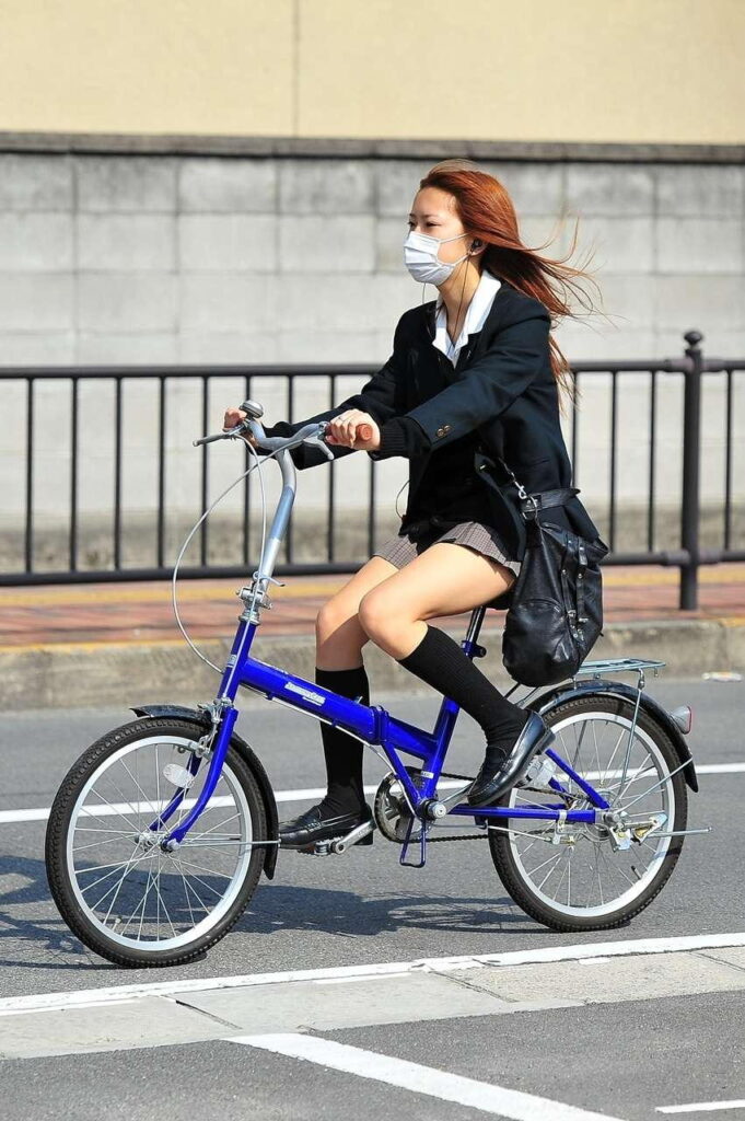 【素人】サドルにまたがる女子高生がエロすぎるｗ【エロ画像】（75）