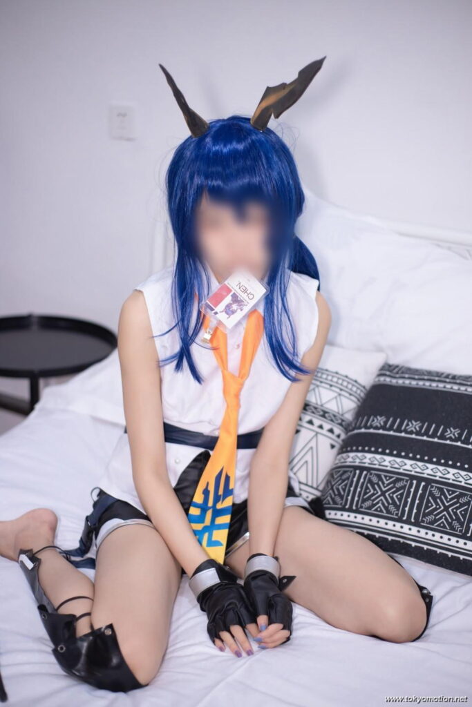 【アークナイツ】チェンのコスプレで全裸土下座【エロ画像】（3）