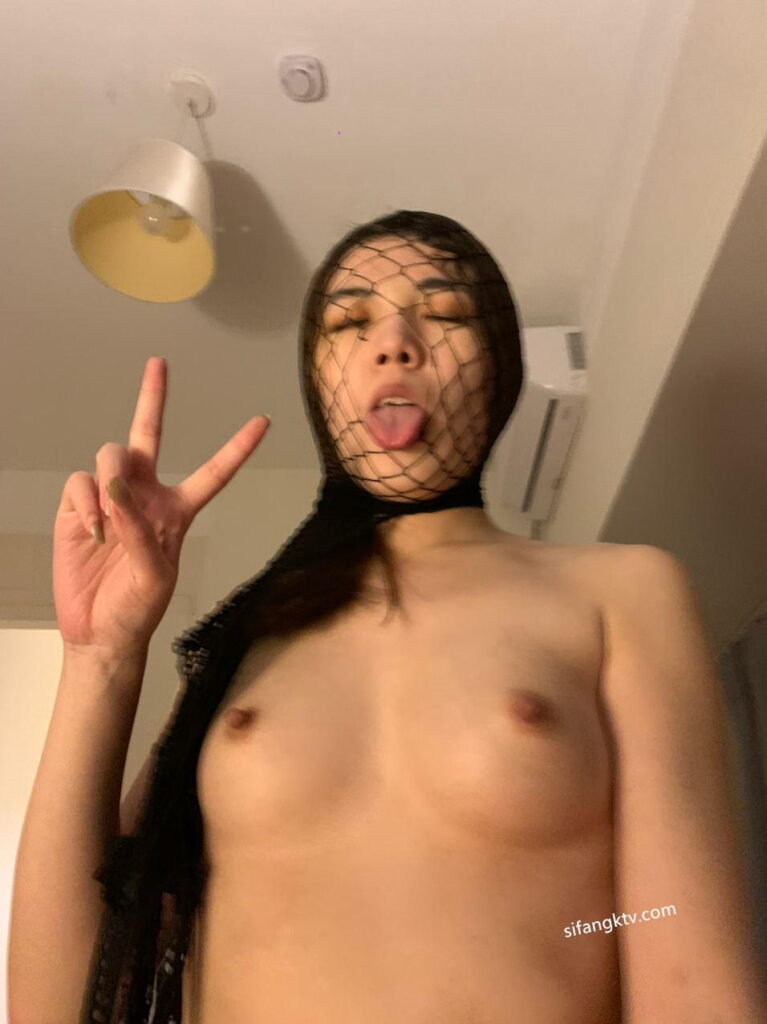 素人美女にパンスト被せてハメ撮りｗ【エロ画像】（11）