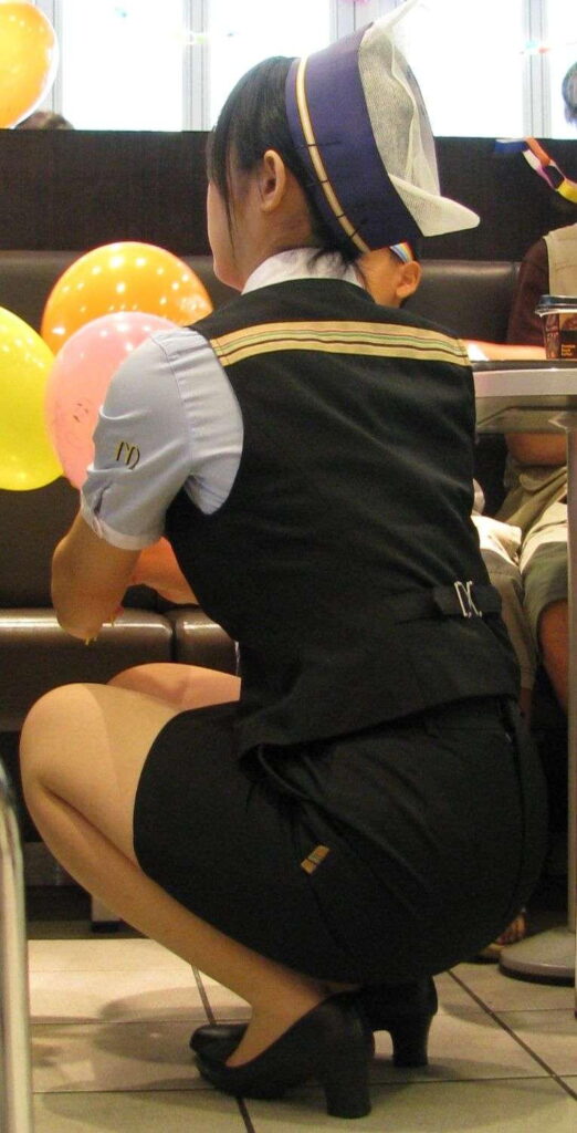 【素人】働く女性がエロすぎるｗ【エロ画像】（9）