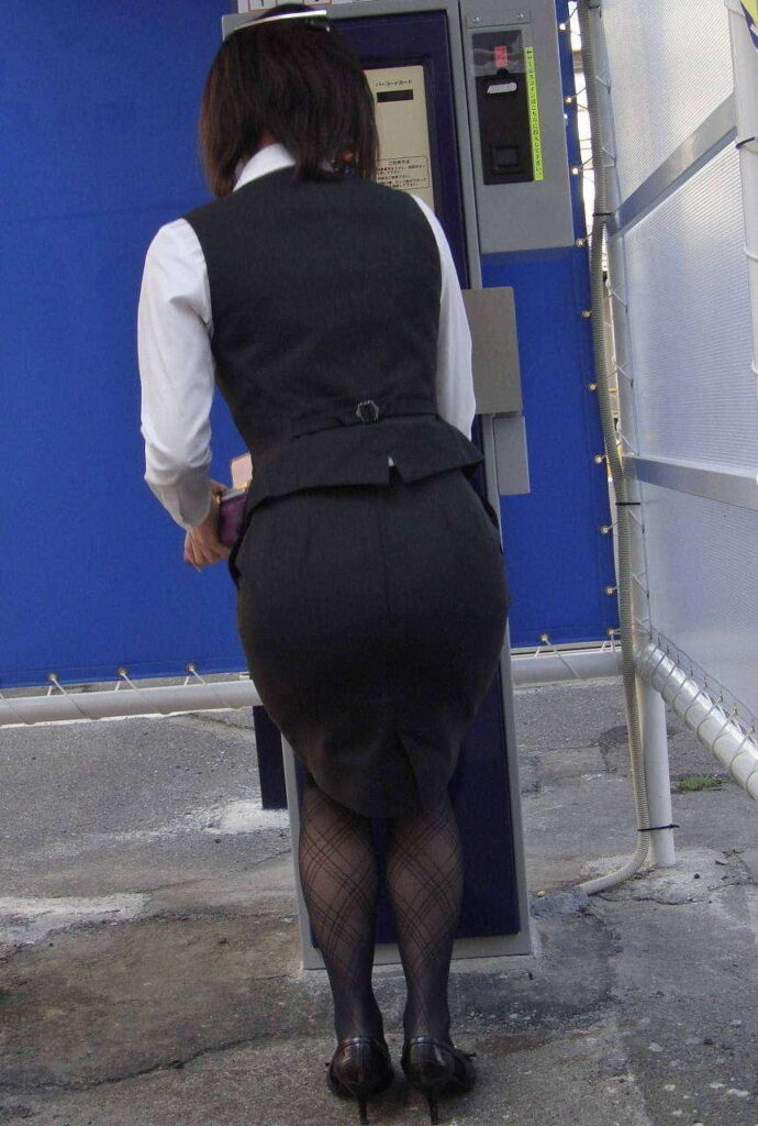 【素人】働く女性がエロすぎるｗ【エロ画像】（26）