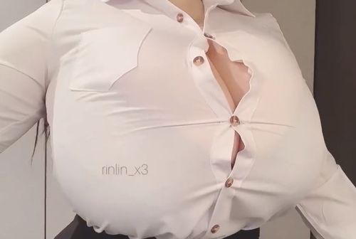 凛 ( Rin )の二次元みたいな超巨大おっぱい【エロ画像】（8）