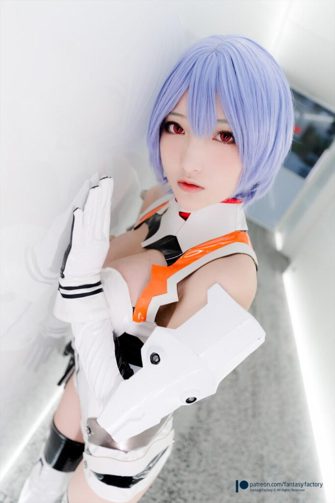 小丁ちゃんが綾波レイのコスプレをするとこうなるｗ【エロ画像】（11）