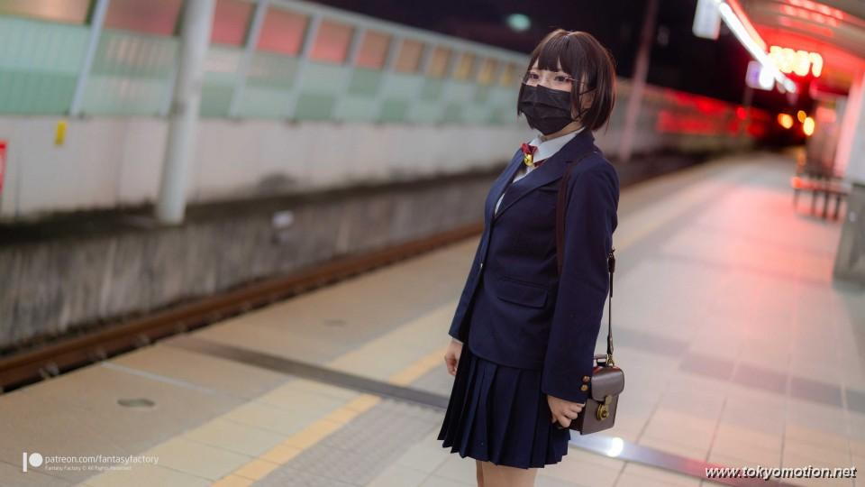 【露出】小丁ちゃんが制服姿で激エロ深夜徘徊【エロ画像】（2）