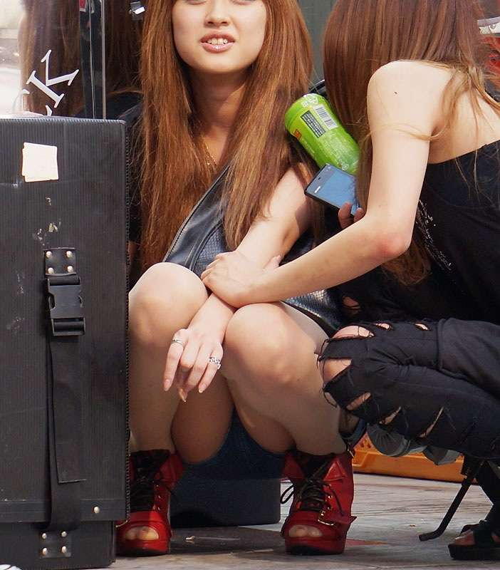 白ギャルの美脚エロ画像20230820135711