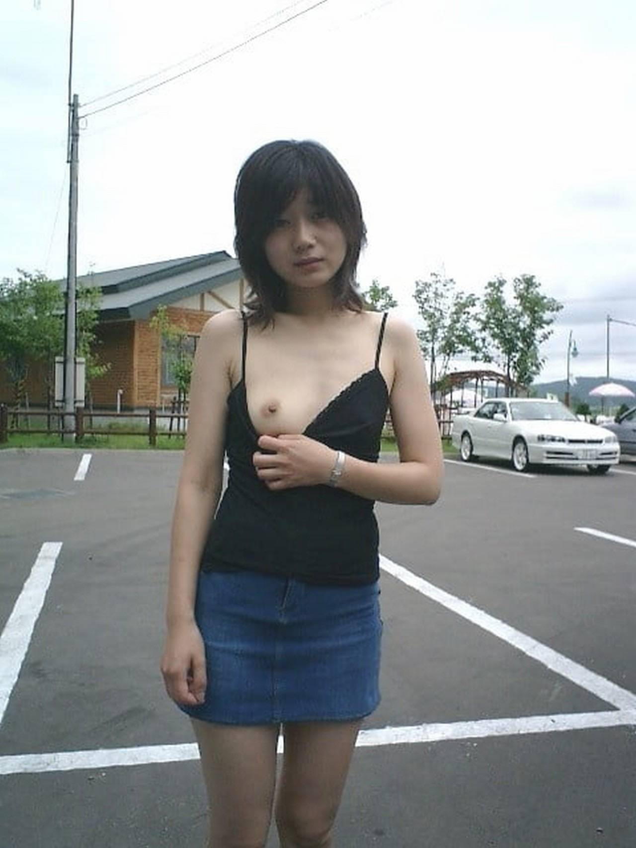 素人ちえちゃんの露出エロ画像20231109104454