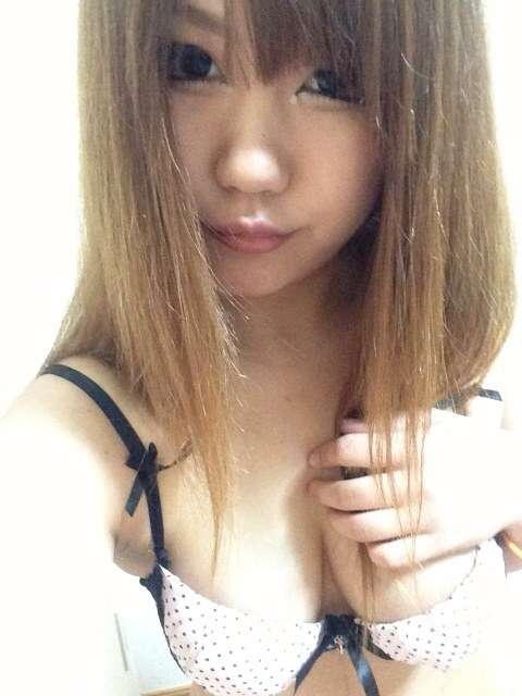 エロそうな素人の自撮り写メエロ画像（52）