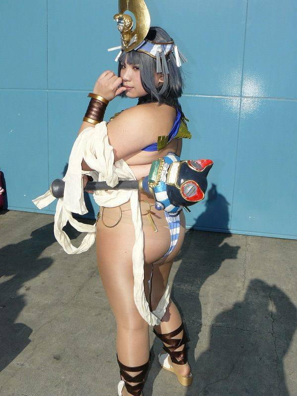 素人コスプレイヤーさん、もはや露出狂ｗｗ【エロ画像】（18）