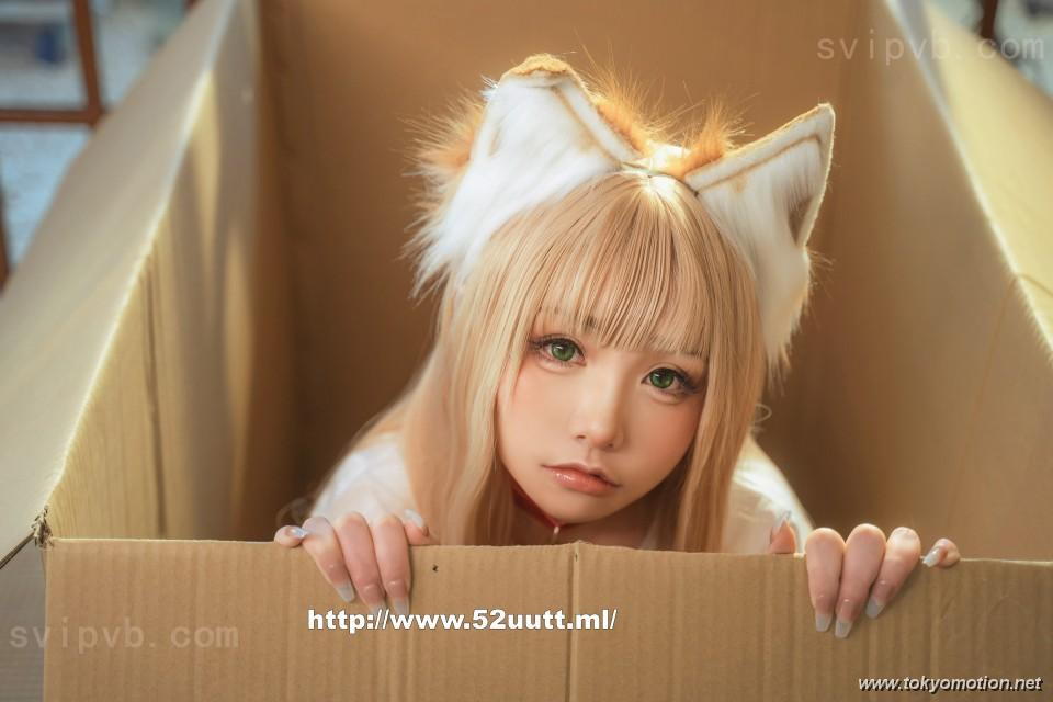 素人喵小吉ちゃんのにゃんにゃんコスプレ【エロ画像】（2）