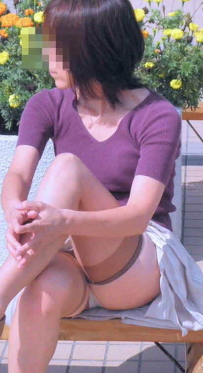 素人妻の露出エロ画像20230813171757