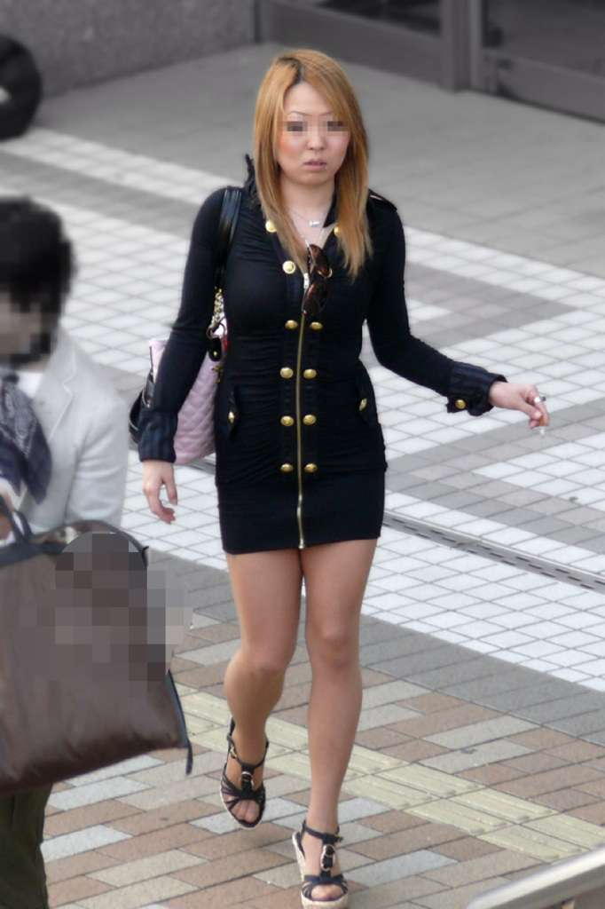 街撮りギャルの脚がエロすぎる【エロ画像】（33）