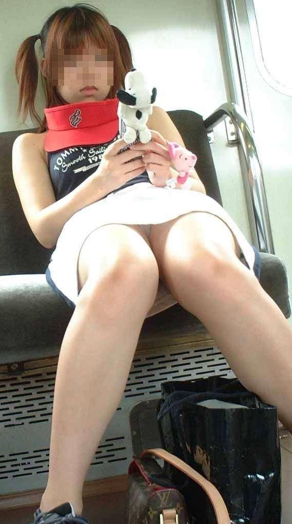 【ガチシコ】電車内のギャルを盗撮【エロ画像】（47）