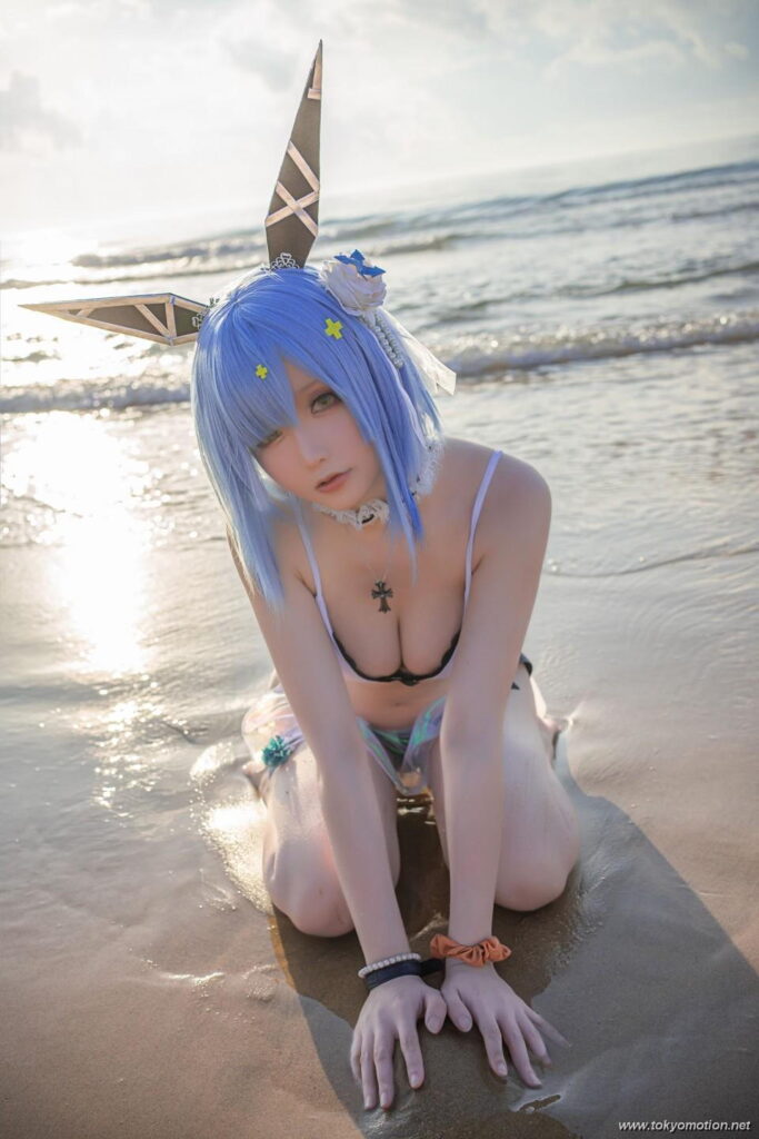 中国人コスプレイヤーHoshililyちゃんの水着姿【エロ画像】（14）