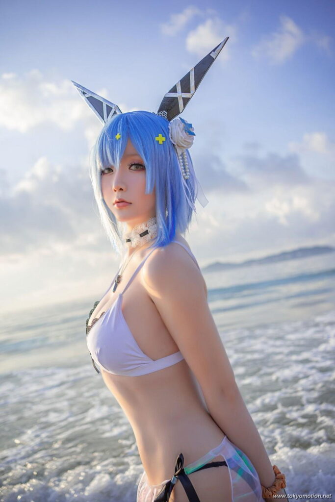 中国人コスプレイヤーHoshililyちゃんの水着姿【エロ画像】（11）
