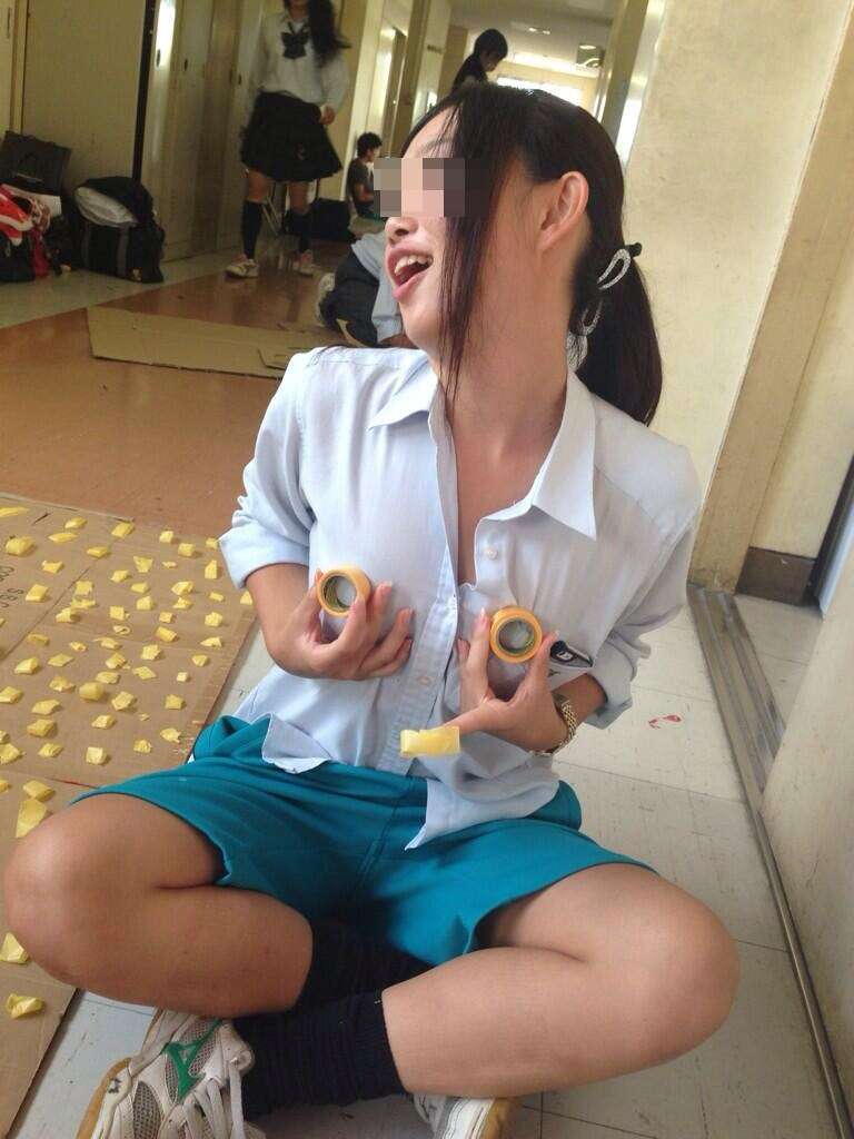 おふざけが過ぎるJKのエロ画像ｗ（34）