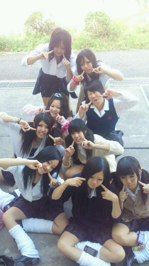 【素人】ルーズソックスを履いているJKのエロ画像（18）