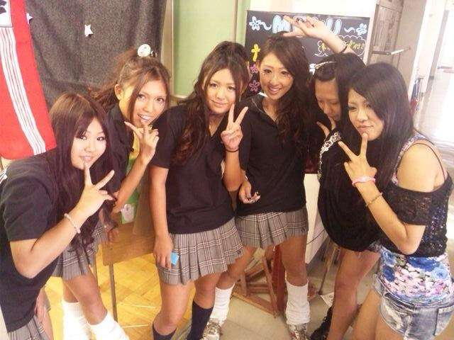 【素人】ルーズソックスを履いているJKのエロ画像（31）