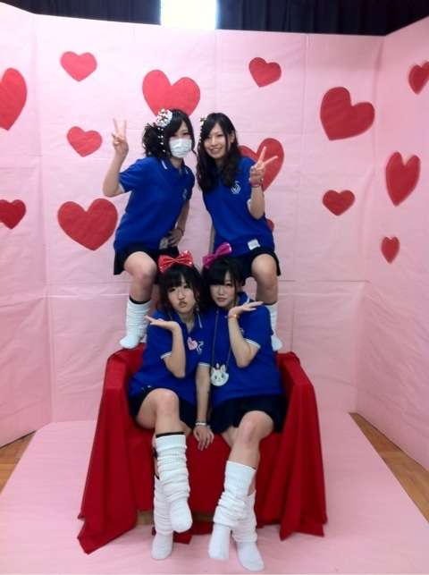 【素人】ルーズソックスを履いているJKのエロ画像（39）