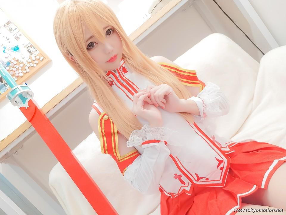 中国人コスプレイヤーなぎさちゃんのエロ画像