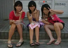 街撮り素人さん、エロすぎるｗ【エロ画像】