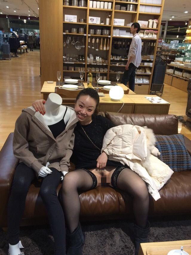 いとうあさこ似素人の露出エロ画像（14）