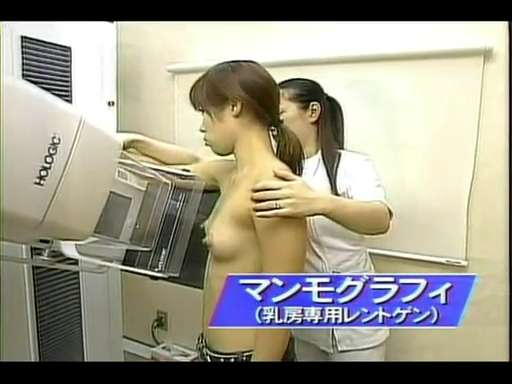 【お宝】テレビのおっぱいモロ出し、胸チラシーン【エロ画像】（13）