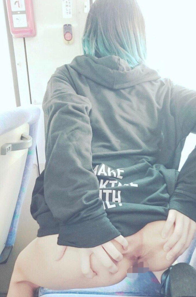 【バンギャ】激かわカレンちゃんの露出エロ画像【素人】（10）