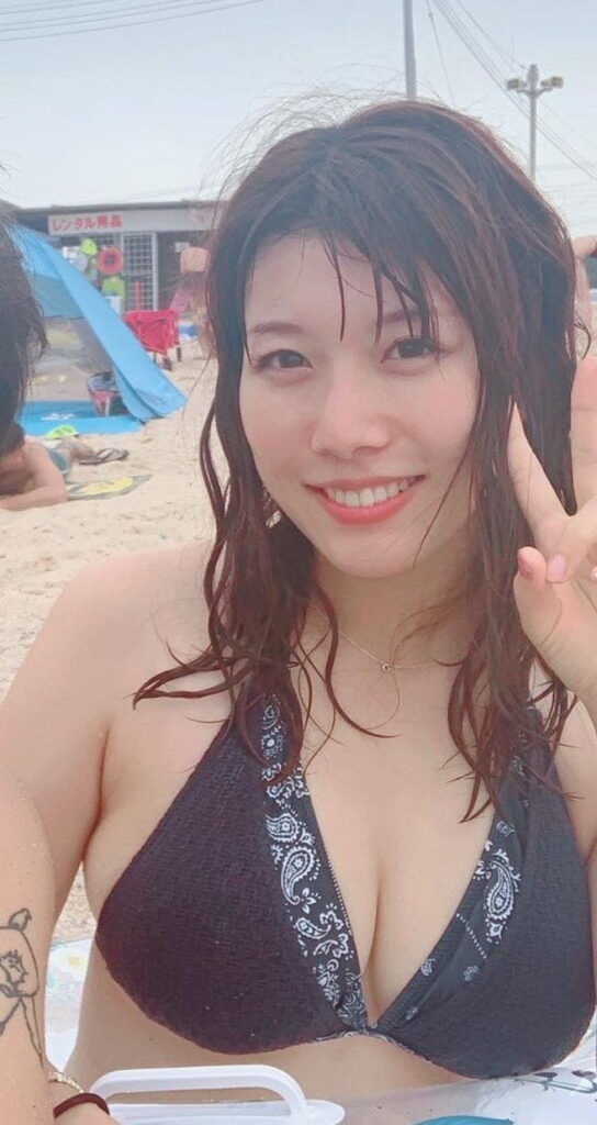 巨乳の水着素人がエロすぎる！【エロ画像】（27）