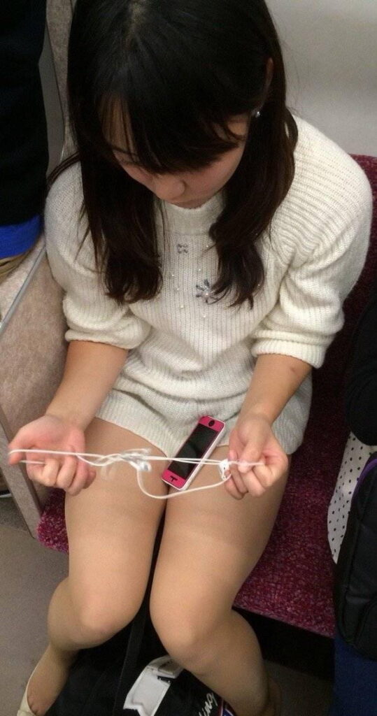 私服の素人さん、シコい【エロ画像】（20）