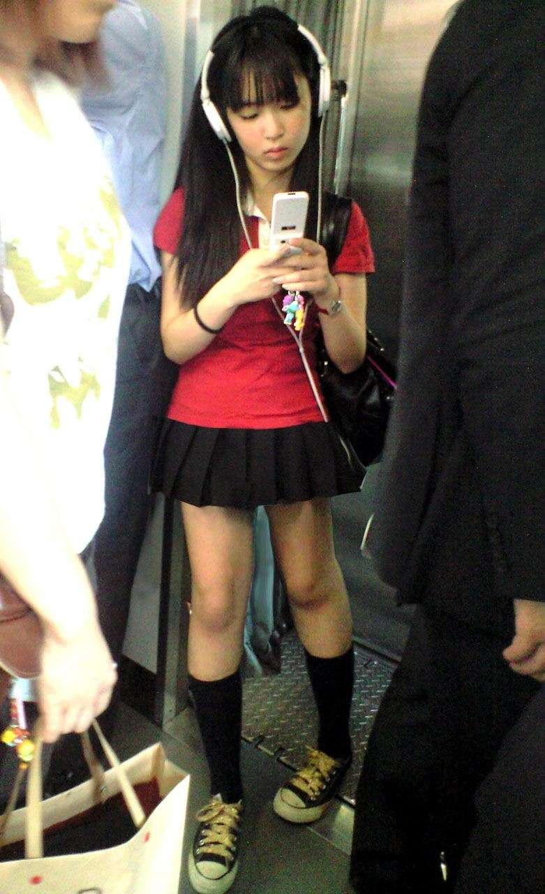 私服の素人さん、シコい【エロ画像】（1）