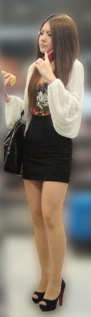 私服の素人さん、シコい【エロ画像】（16）