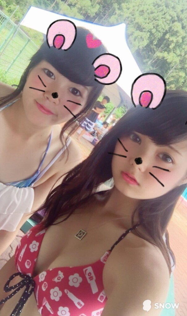 【素人】ビキニ姿で友達と撮った写真が抜ける【エロ画像】（5）